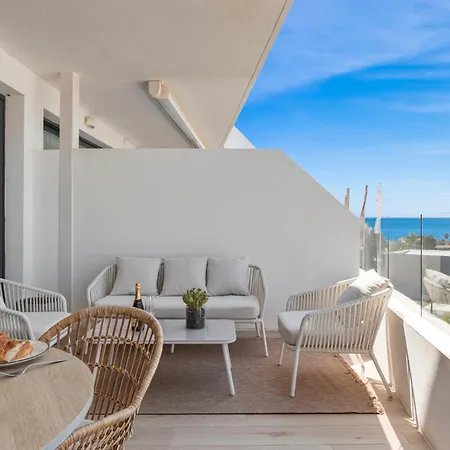 Apartamento Getaway 2br W Sea View Estepona