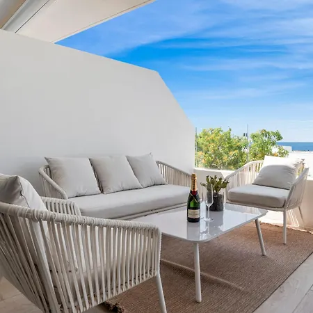 Apartment Getaway 2br W Sea View *