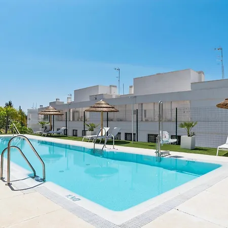 Getaway 2br W Sea View Apartman