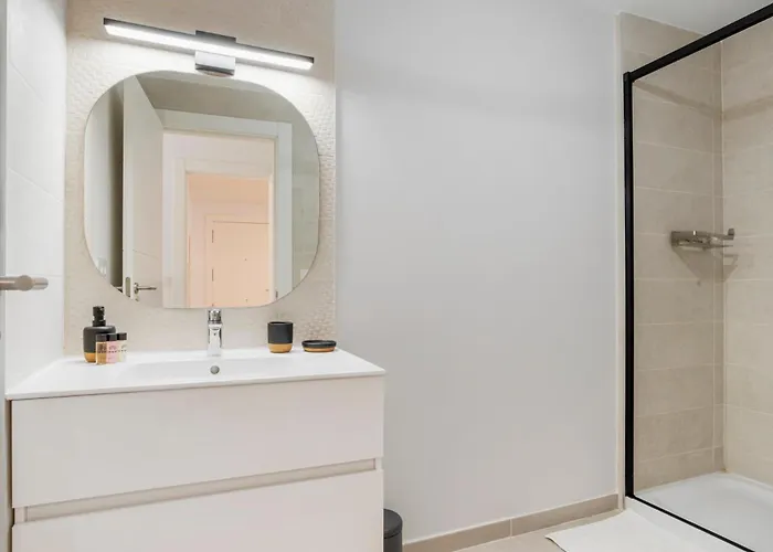 Getaway 2br W Sea View Estepona