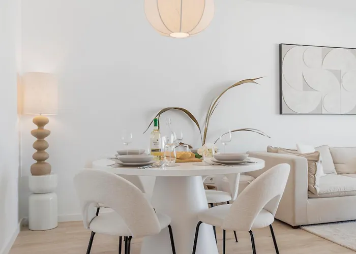 Getaway 2br W Sea View Apartman *