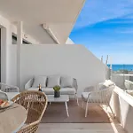 Apartment Getaway 2br W Sea View Estepona